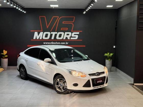 FORD FOCUS 1.6 S SEDAN 16V FLEX 4P POWERSHIFT