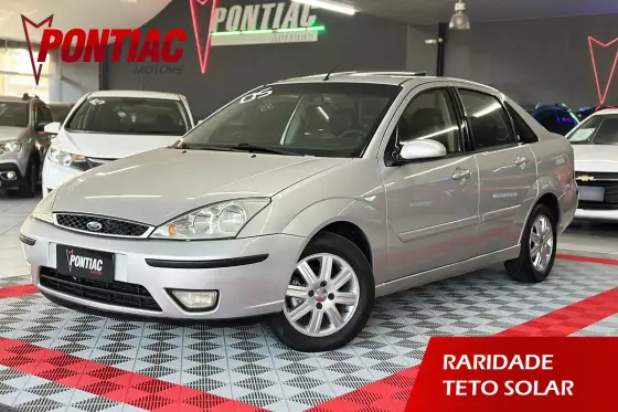FORD FOCUS 2.0 GHIA SEDAN 16V GASOLINA 4P AUTOMÁTICO