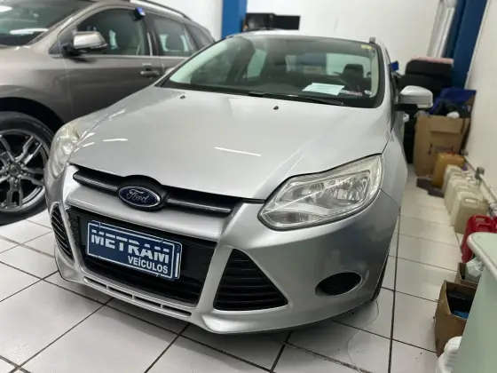 FORD FOCUS 2.0 S SEDAN 16V FLEX 4P POWERSHIFT