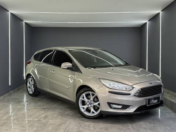 FORD FOCUS 2.0 SE PLUS 16V FLEX 4P POWERSHIFT