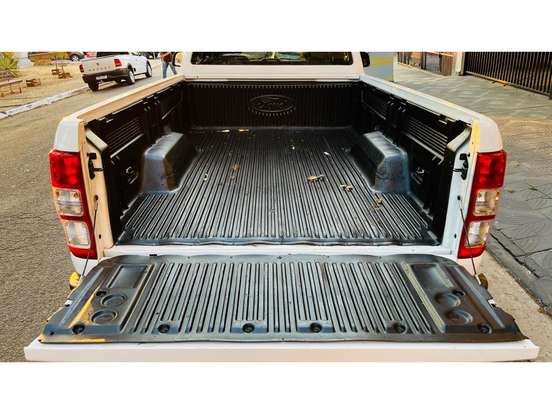 FORD-RANGER-2013