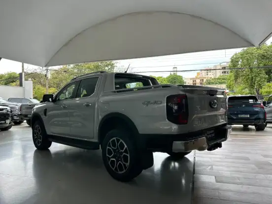 FORD-RANGER-3.0 V6 TURBO DIESEL CD LIMITED 4X4 AUTOMÁTICO FORD-RANGER-2025