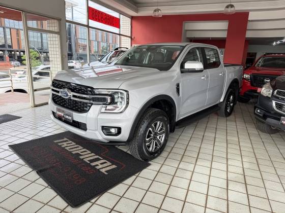 FORD RANGER 3.0 V6 TURBO DIESEL CD XLT 4X4 AUTOMÁTICO