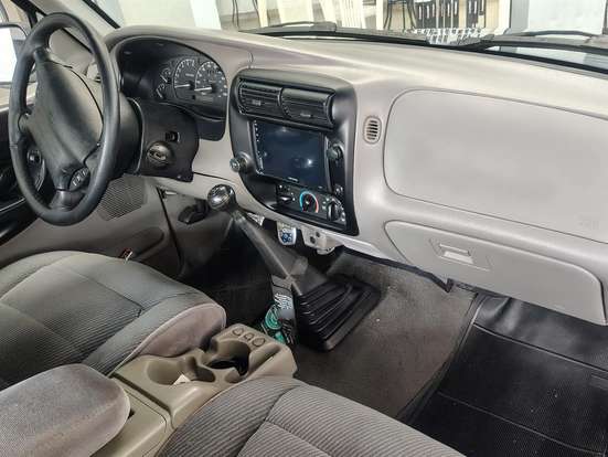 FORD-RANGER-1996