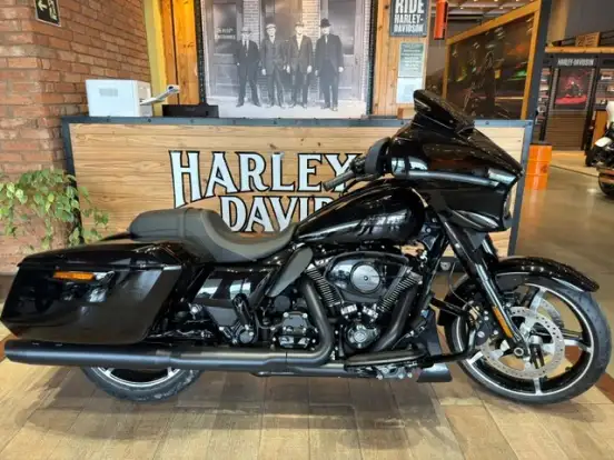 HARLEY-DAVIDSON-STREET GLIDE-2024