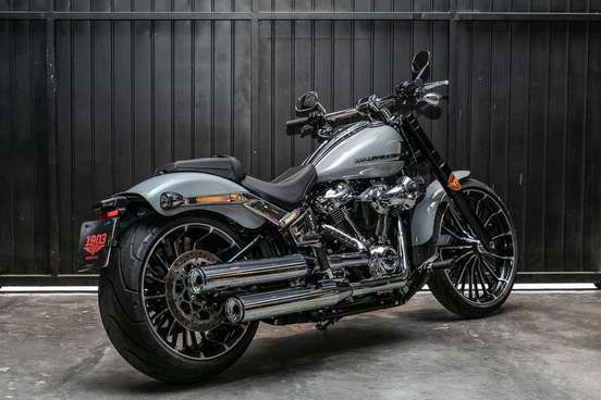 HARLEY-DAVIDSON-SOFTAIL BREAKOUT-2024