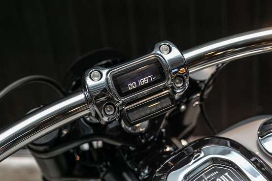 HARLEY-DAVIDSON-SOFTAIL BREAKOUT-2024