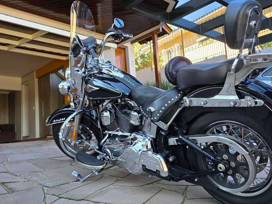 HARLEY-DAVIDSON-SOFTAIL HERITAGE CLASSIC HARLEY-DAVIDSON-SOFTAIL HERITAGE CLASSIC-2011