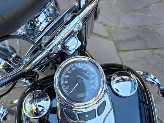 HARLEY-DAVIDSON-SOFTAIL HERITAGE CLASSIC HARLEY-DAVIDSON-SOFTAIL HERITAGE CLASSIC-2011