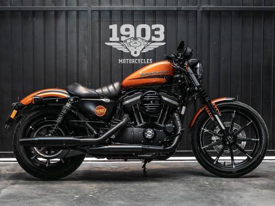 HARLEY-DAVIDSON SPORTSTER IRON 883 