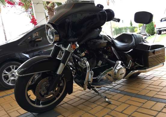 HARLEY-DAVIDSON-STREET GLIDE-2012