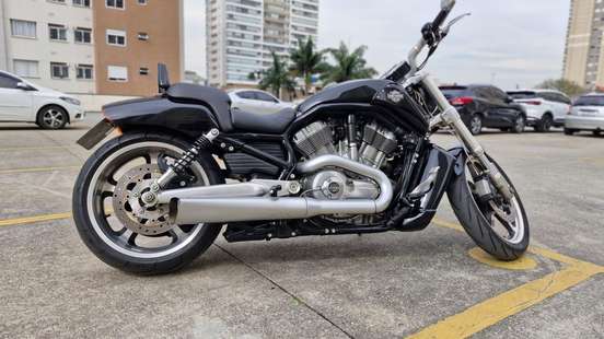 HARLEY-DAVIDSON-V-ROD 10TH ANNIVERSARY EDITION-2011
