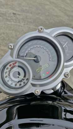 HARLEY-DAVIDSON-V-ROD 10TH ANNIVERSARY EDITION HARLEY-DAVIDSON-V-ROD 10TH ANNIVERSARY EDITION-2011