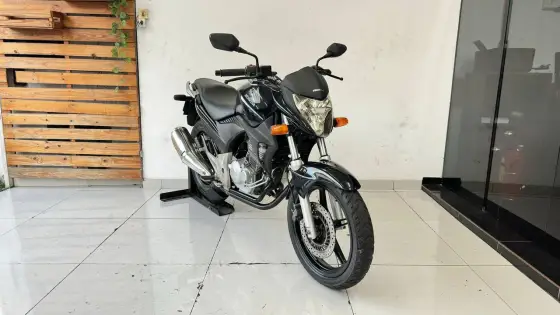 HONDA CB 300R 