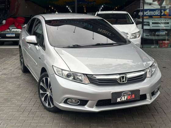 HONDA CIVIC 1.8 LXS 16V FLEX 4P MANUAL