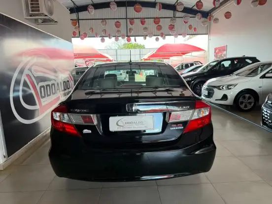 HONDA-CIVIC-2.0 LXR 16V FLEX 4P AUTOMÁTICO HONDA-CIVIC-2013