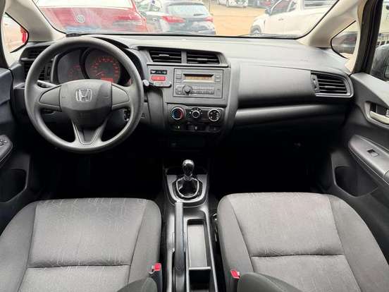 HONDA-FIT-1.5 LX 16V FLEX 4P MANUAL HONDA-FIT-2015