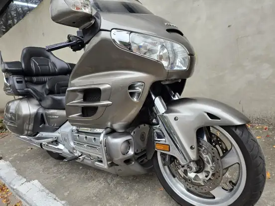 HONDA-GL 1800 GOLD WING HONDA-GL 1800 GOLD WING-2005