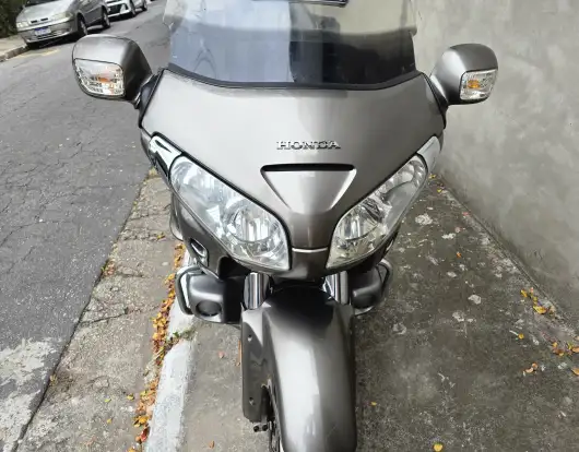 HONDA-GL 1800 GOLD WING-2005