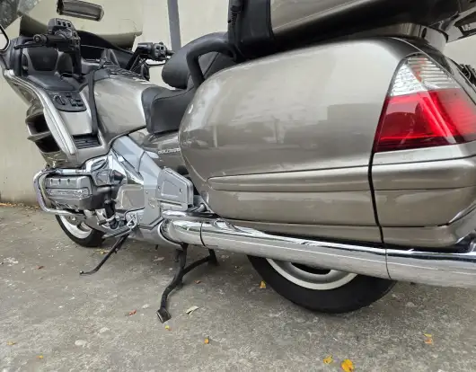 HONDA-GL 1800 GOLD WING-2005