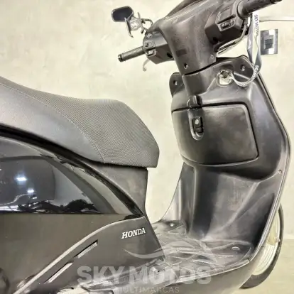 HONDA-LEAD 110 HONDA-LEAD 110-2011