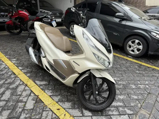 HONDA PCX DLX 