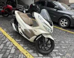 HONDA PCX DLX HONDA PCX DLX