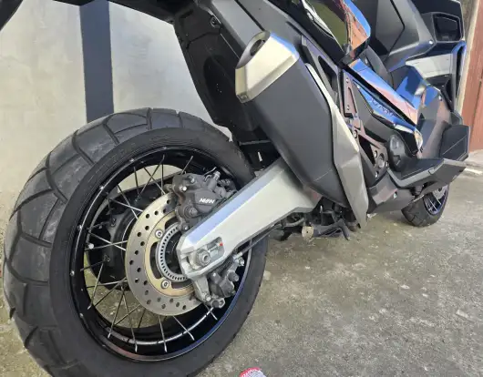 HONDA-X-ADV-2017
