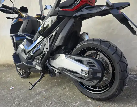 HONDA-X-ADV-2017