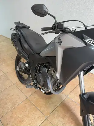 HONDA-XRE 300 SAHARA-2024