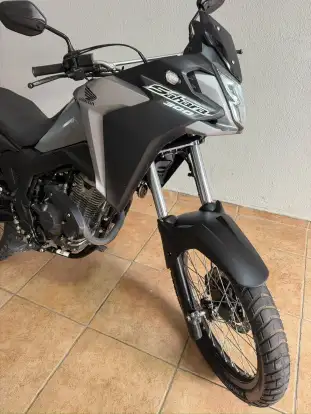 HONDA-XRE 300 SAHARA-2024