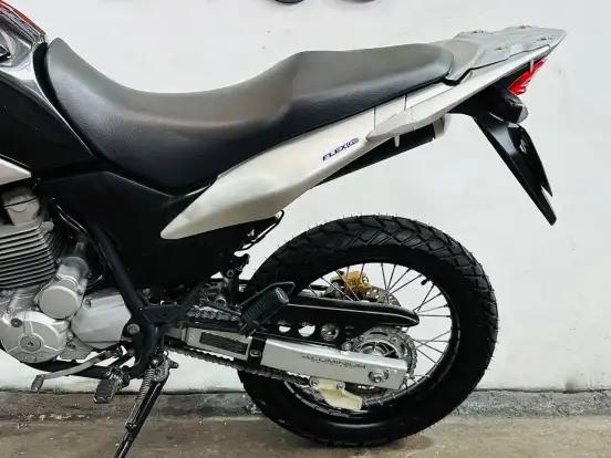 HONDA-XRE 300-2015