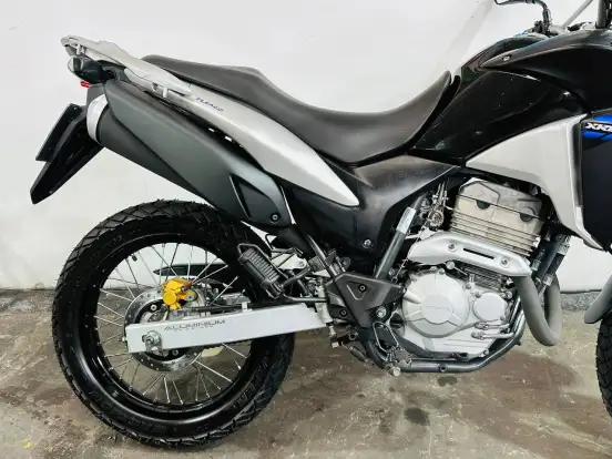 HONDA-XRE 300 HONDA-XRE 300-2015