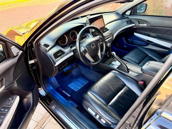 HONDA-ACCORD-2010