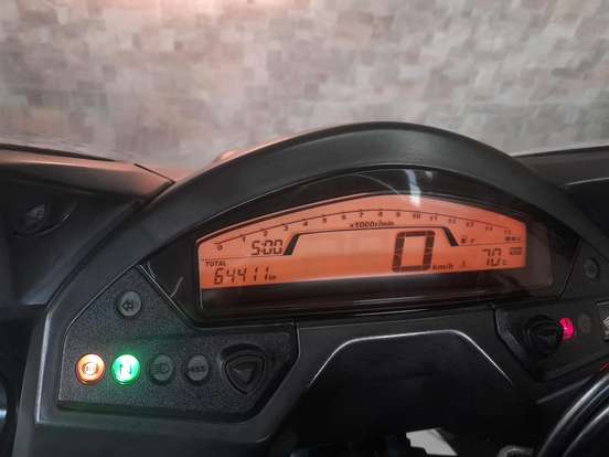 HONDA-CBR 600F HONDA-CBR 600F-2011