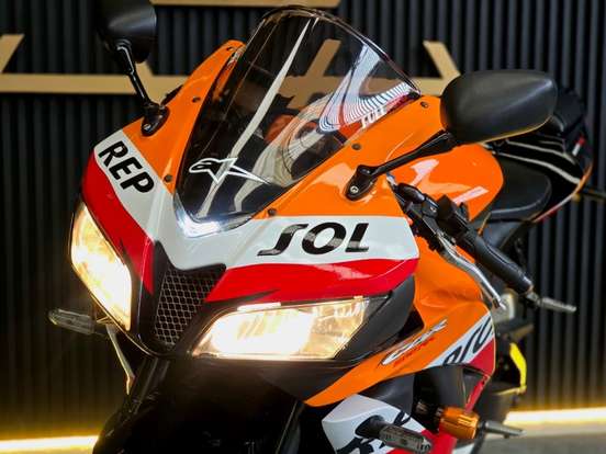 HONDA-CBR 600RR-2010