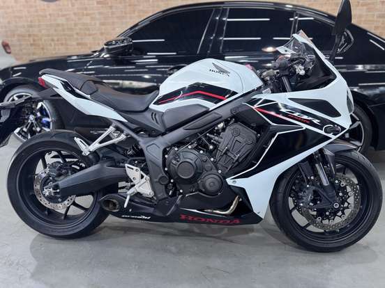 HONDA-CBR 650R ABS-2024