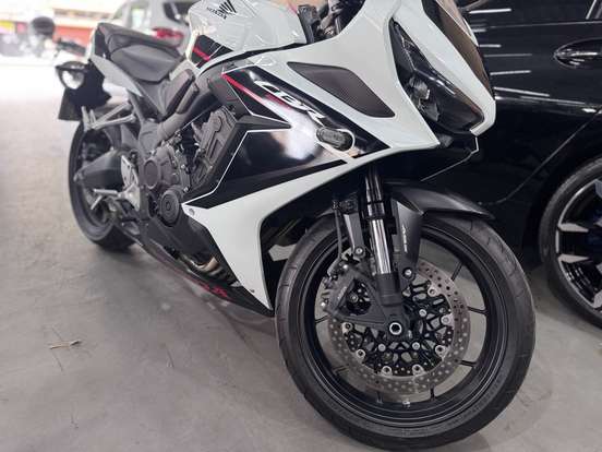 HONDA-CBR 650R ABS-2024