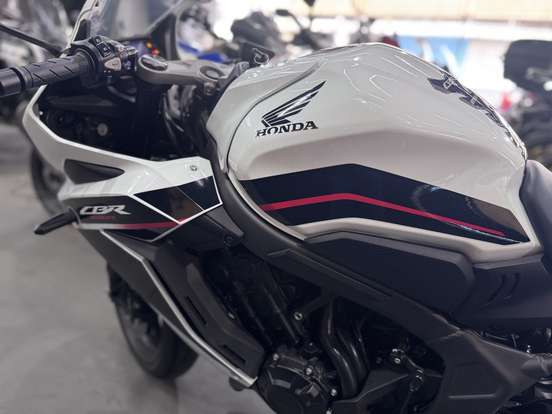 HONDA-CBR 650R ABS-2024