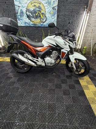 HONDA CB TWISTER 