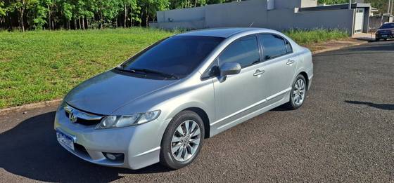 HONDA CIVIC 1.8 LXL 16V FLEX 4P AUTOMÁTICO