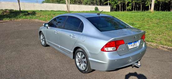 HONDA-CIVIC-2010
