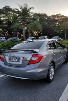 HONDA CIVIC 1.8 LXS 16V FLEX 4P AUTOMÁTICO