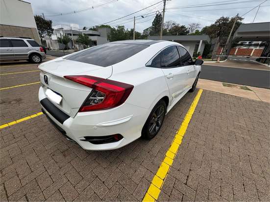 HONDA-CIVIC-2021