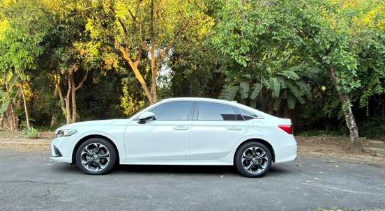 HONDA-CIVIC-2024