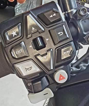 HONDA-CRF 1100L AFRICA TWIN DCT-2023