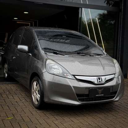 HONDA-FIT-2013