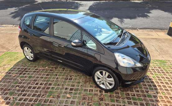 HONDA-FIT-2009