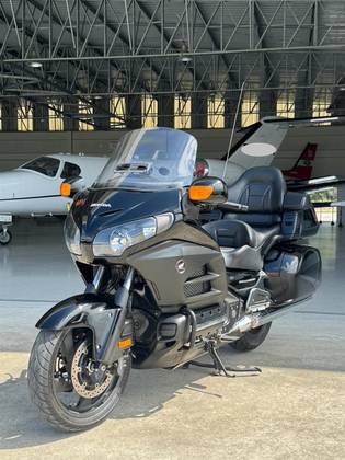 HONDA GL 1800 GOLD WING 