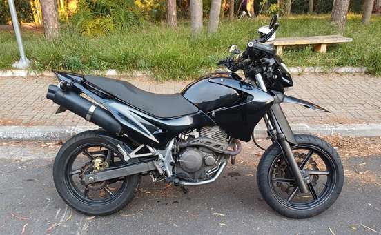 HONDA-NX4 FALCON-2003